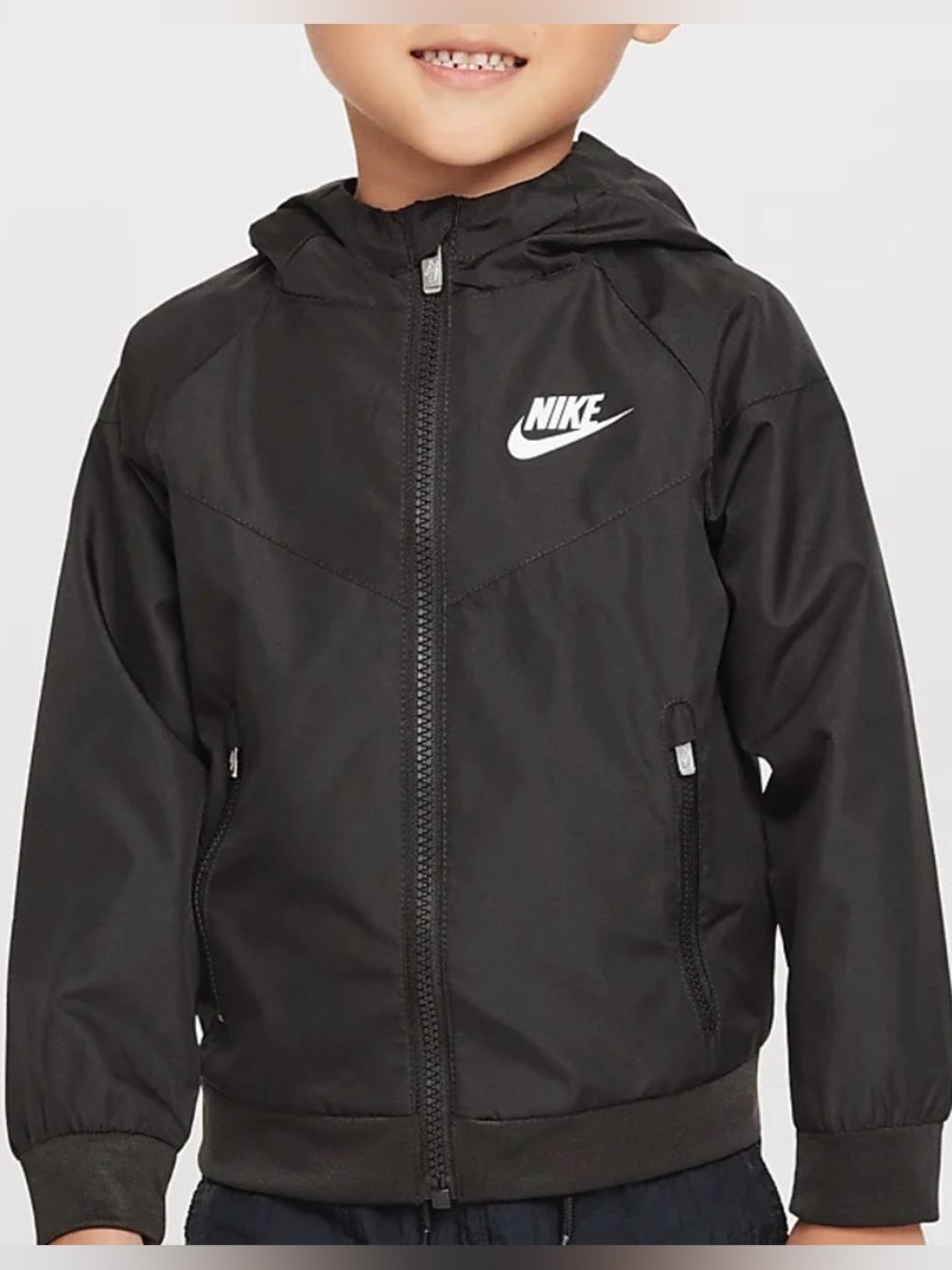 Nike Boys Windrunner Hooded Jacket Black Size XS 4 Lightweight Windbreaker